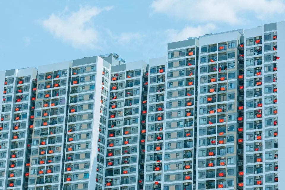 Sân, ban công, chỗ để xe